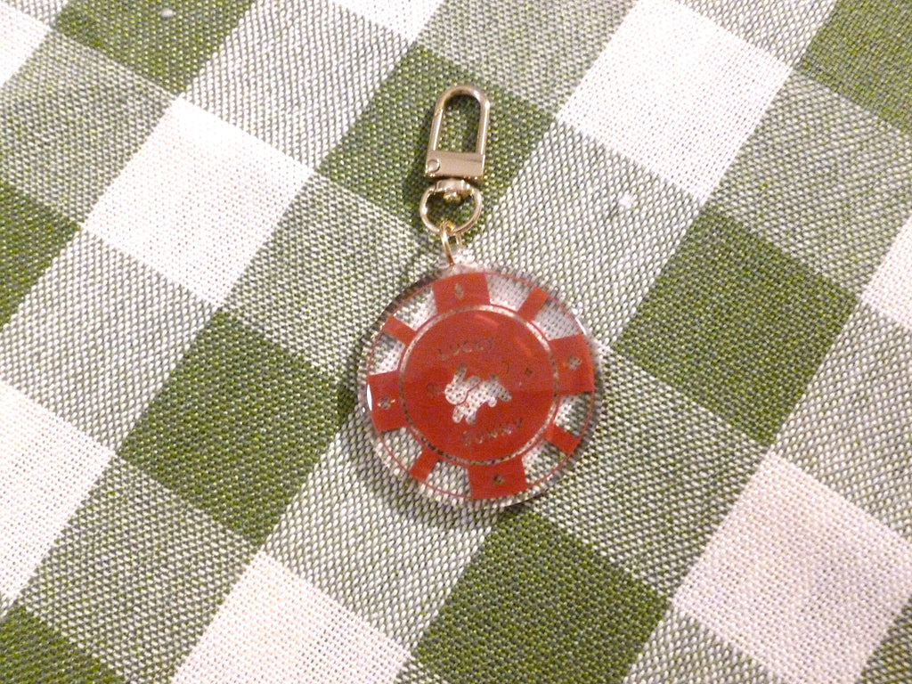 Lucky poker bunny keychain